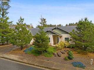 5774 Ne VOYAGE Ave, Lincoln City, OR 97367