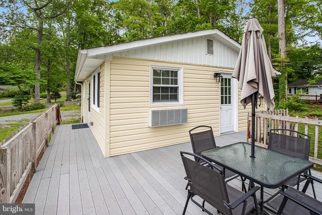 1047 LAKEVIEW DR, Stafford, VA 22556
