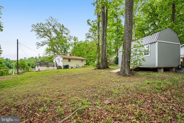 1047 LAKEVIEW DR, Stafford, VA 22556