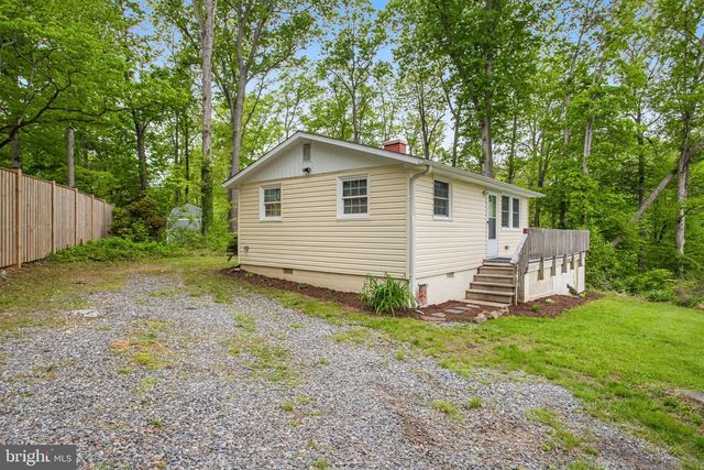 1047 LAKEVIEW DR, Stafford, VA 22556
