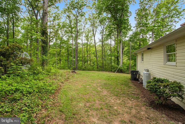 1047 LAKEVIEW DR, Stafford, VA 22556