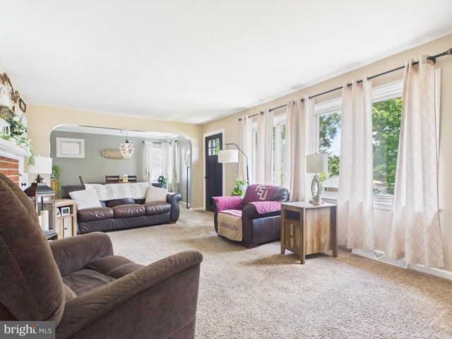 1811 HAYWARD RD, York, PA 17408