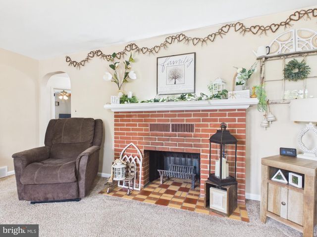 1811 HAYWARD RD, York, PA 17408