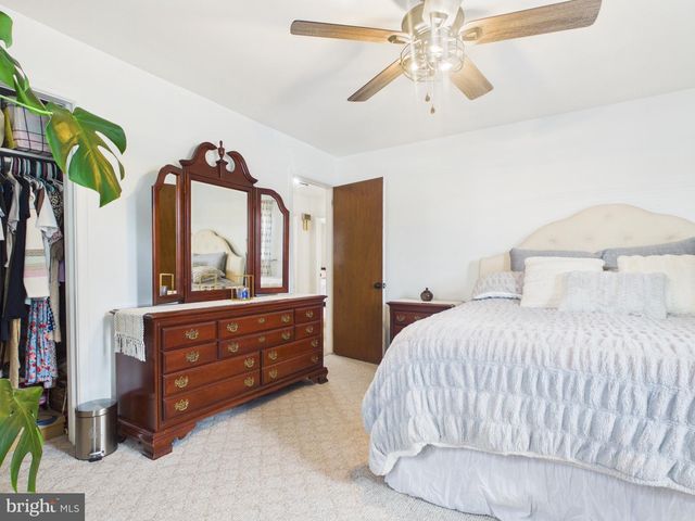 1811 HAYWARD RD, York, PA 17408