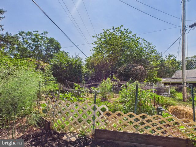 1811 HAYWARD RD, York, PA 17408