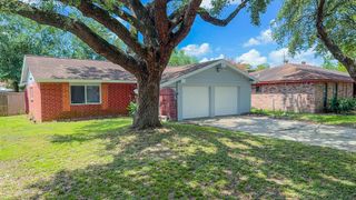 7711 Whidbey Island Drive, Houston, TX 77086