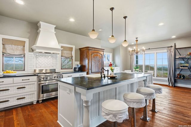 1429 Kendall Jackson, Comfort, TX 78013