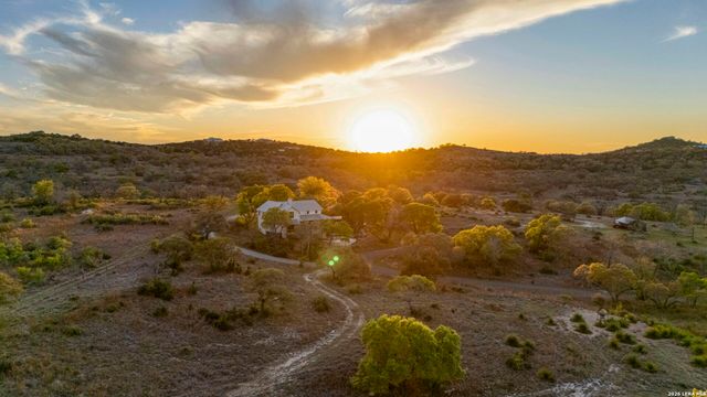 1429 Kendall Jackson, Comfort, TX 78013