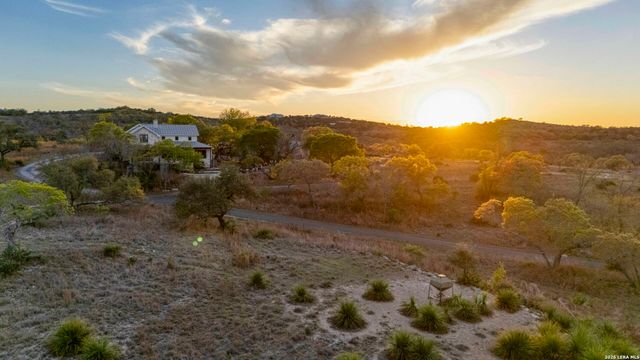 1429 Kendall Jackson, Comfort, TX 78013