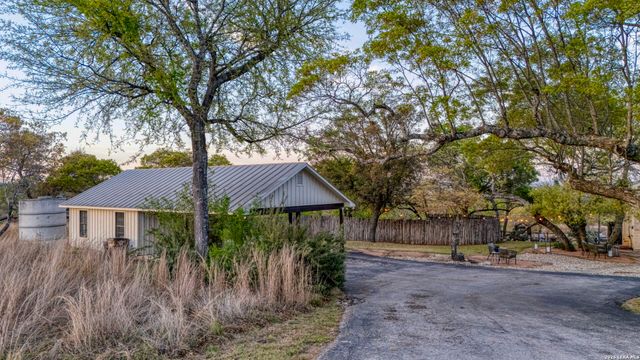 1429 Kendall Jackson, Comfort, TX 78013