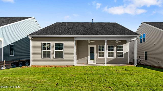 483 Galloping Foal Way SE 101, Bolivia, NC 28422