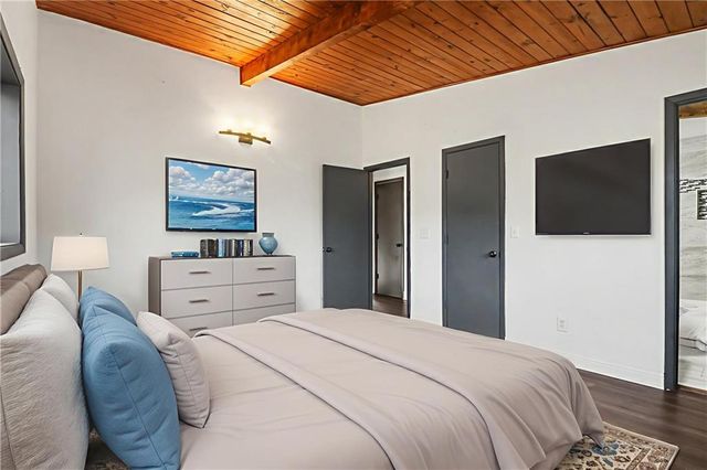 3210 Valley Bluff Drive, Atlanta, GA 30340