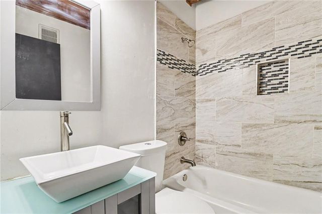 3210 Valley Bluff Drive, Atlanta, GA 30340