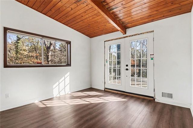 3210 Valley Bluff Drive, Atlanta, GA 30340