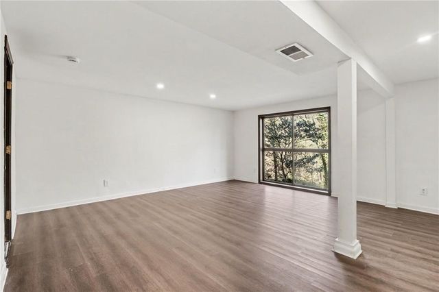 3210 Valley Bluff Drive, Atlanta, GA 30340