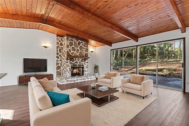 3210 Valley Bluff Drive, Atlanta, GA 30340