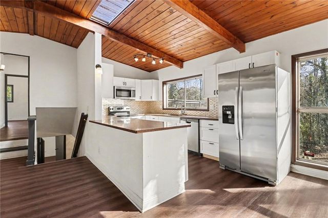 3210 Valley Bluff Drive, Atlanta, GA 30340