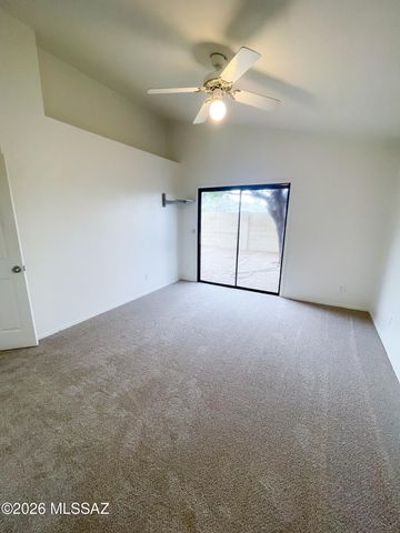 310 E Highcourte Lane, Tucson, AZ 85737