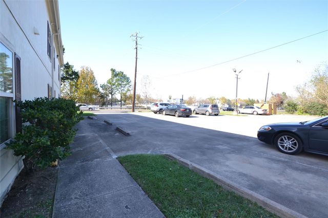 304 Dell Court 7, Houston, TX 77009