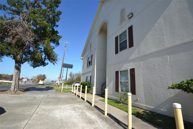 304 Dell Court 7, Houston, TX 77009