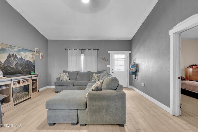 16104 Mesa Rocks Street, Fabens, TX 79838