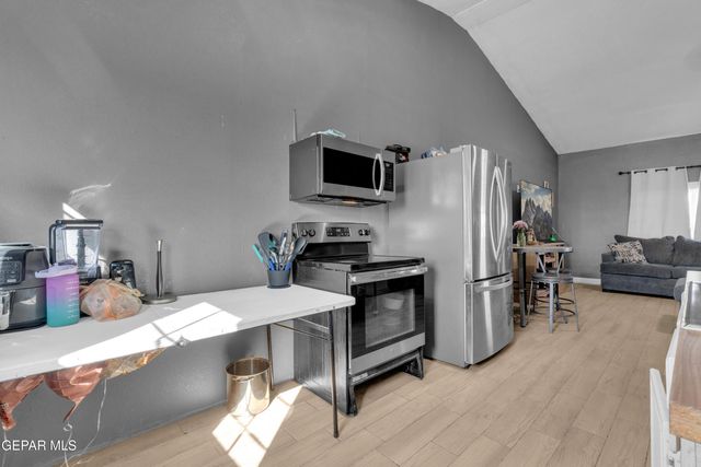 16104 Mesa Rocks Street, Fabens, TX 79838