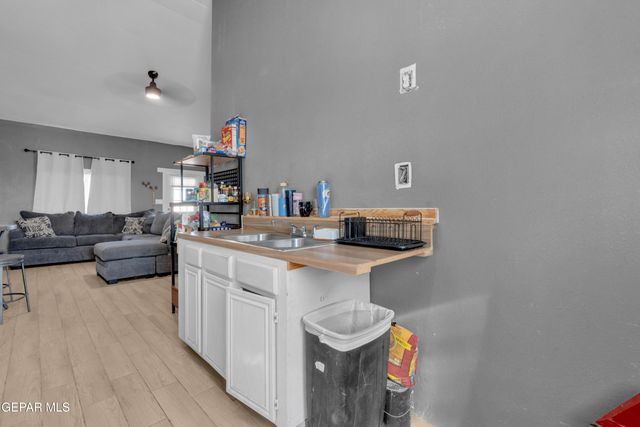 16104 Mesa Rocks Street, Fabens, TX 79838