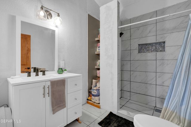 16104 Mesa Rocks Street, Fabens, TX 79838