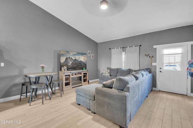 16104 Mesa Rocks Street, Fabens, TX 79838