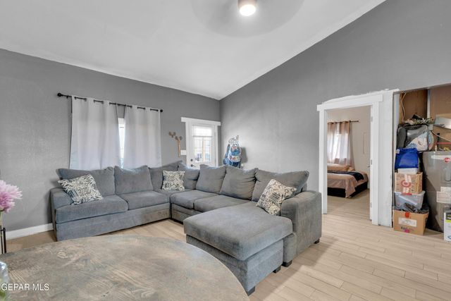 16104 Mesa Rocks Street, Fabens, TX 79838