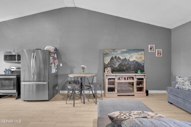 16104 Mesa Rocks Street, Fabens, TX 79838