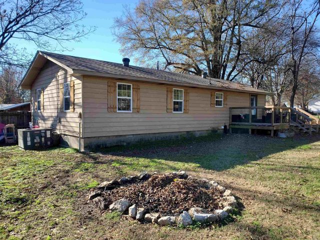 714 W 7th Street, Rector, AR 72461