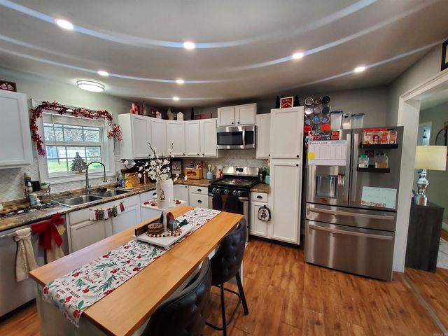 714 W 7th Street, Rector, AR 72461