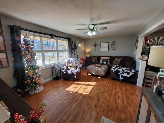 714 W 7th Street, Rector, AR 72461