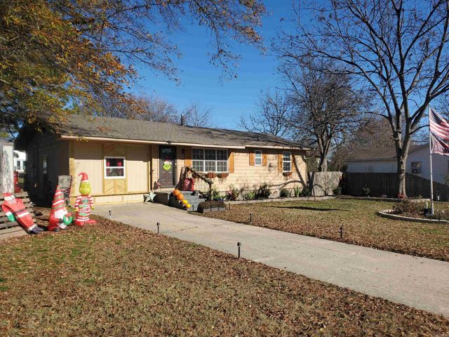 714 W 7th Street, Rector, AR 72461