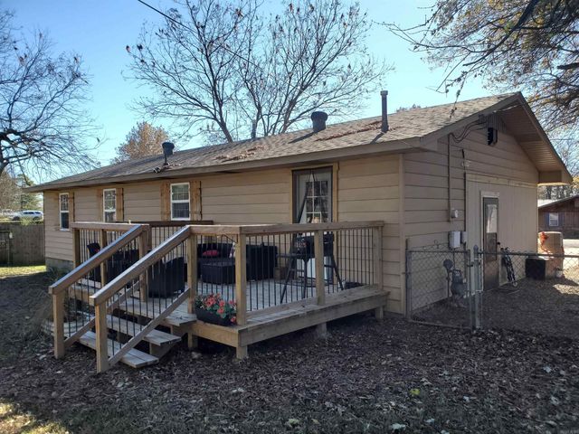 714 W 7th Street, Rector, AR 72461