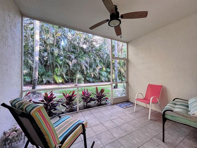 7910 Laina Lane 2, Boynton Beach, FL 33437