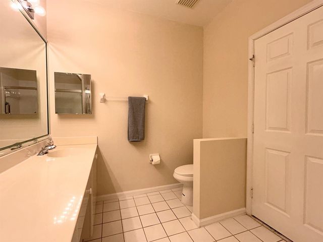 7910 Laina Lane 2, Boynton Beach, FL 33437