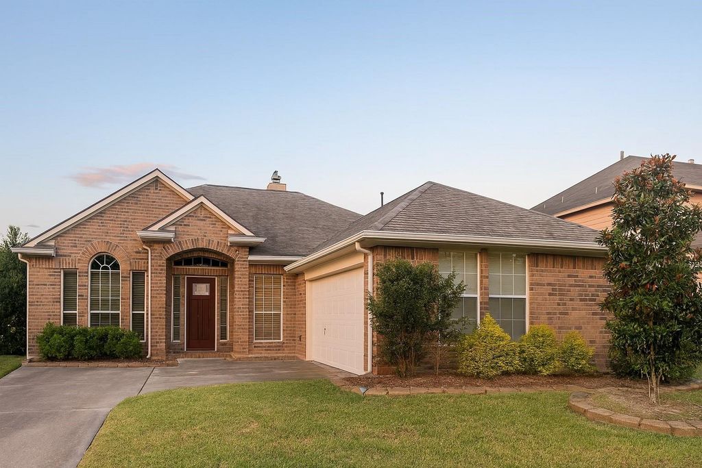 12034 N Brenton Knoll Drive, Tomball, TX 77375