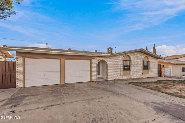 2125 Octubre Drive, El Paso, TX 79935