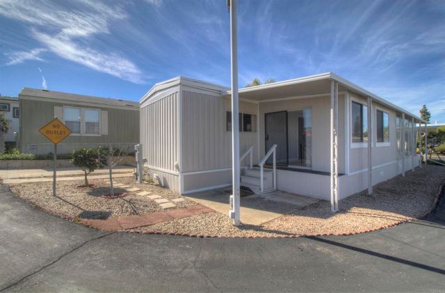 211 N Citrus Avenue 135, Escondido, CA 92027