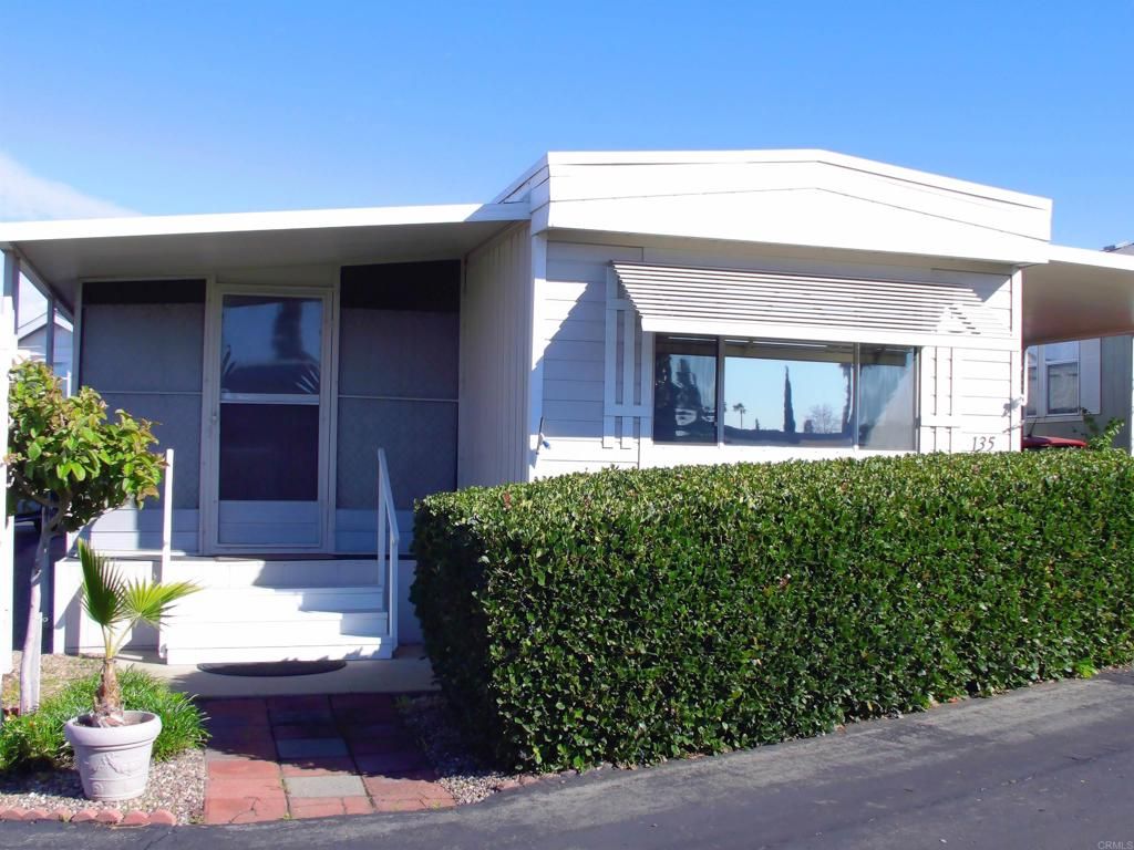 211 N Citrus Avenue 135, Escondido, CA 92027
