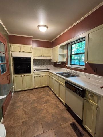 1960 Peach Orchard Hill Road NE, Cleveland, TN 37323