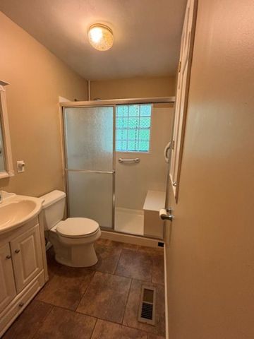 1960 Peach Orchard Hill Road NE, Cleveland, TN 37323