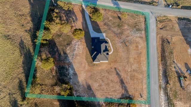 200 Kilkenny Road, Poolville, TX 76487