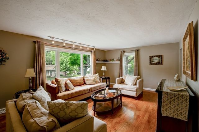 81 Causeway Terrace, Leominster, MA 01453