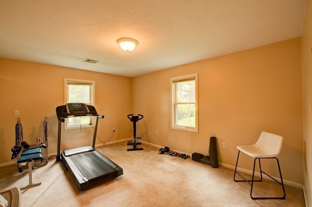 81 Causeway Terrace, Leominster, MA 01453