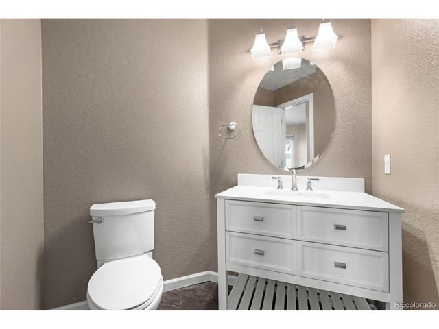 22027 E Jamison Pl, Aurora, CO 80016
