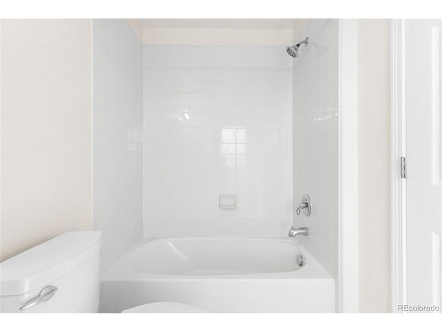22027 E Jamison Pl, Aurora, CO 80016