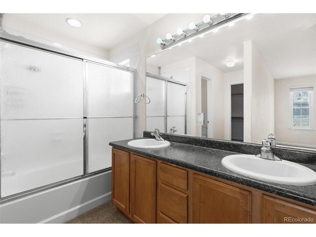 22027 E Jamison Pl, Aurora, CO 80016